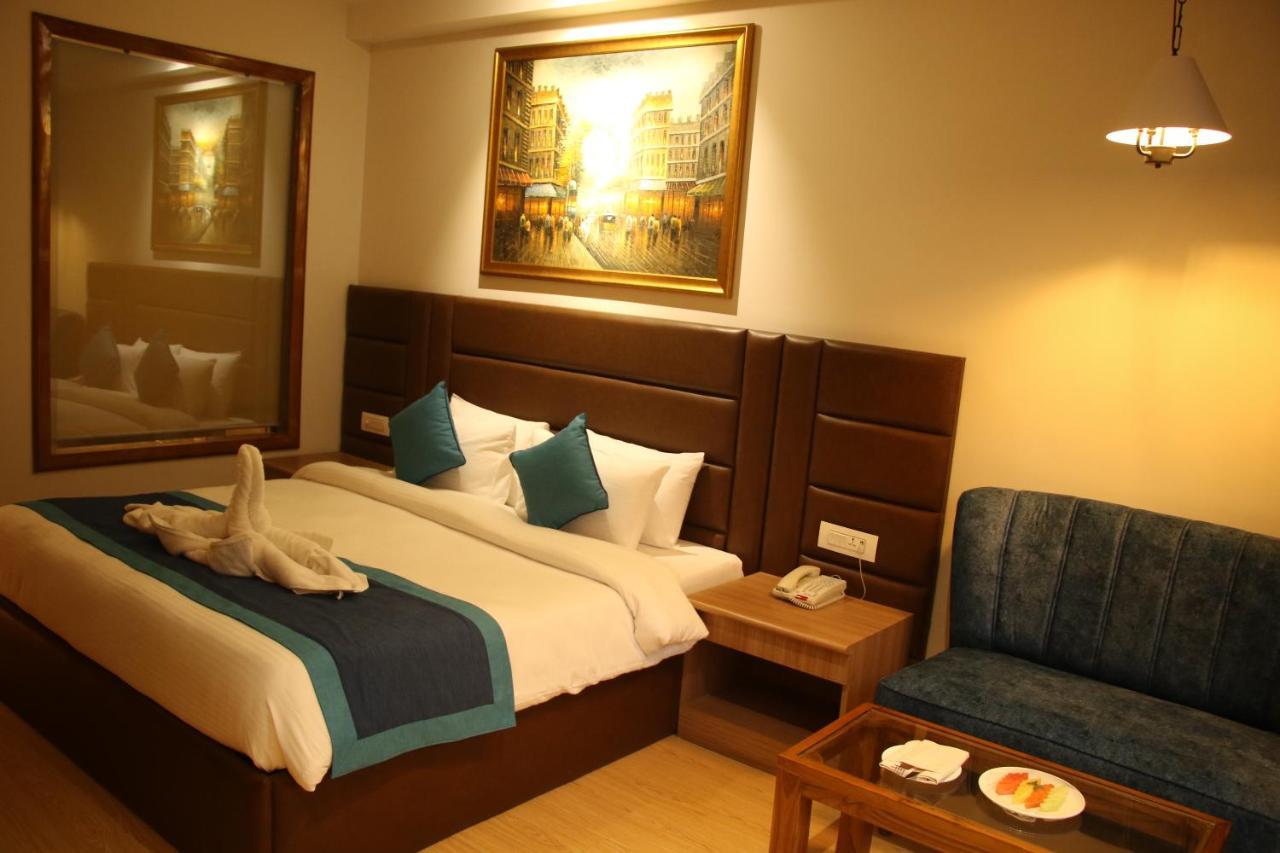 Shahjahanpur The Grand Arc Hotel & Convention Centre מראה חיצוני תמונה