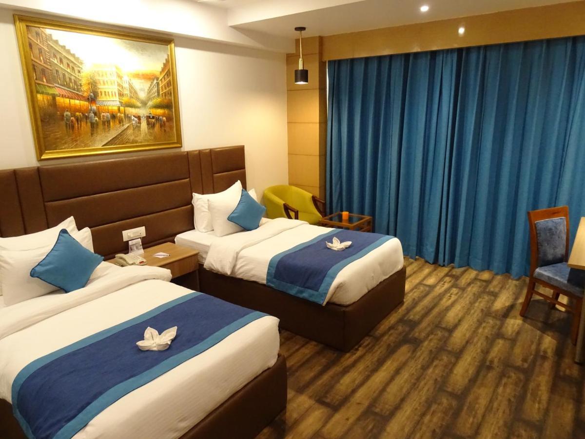 Shahjahanpur The Grand Arc Hotel & Convention Centre מראה חיצוני תמונה