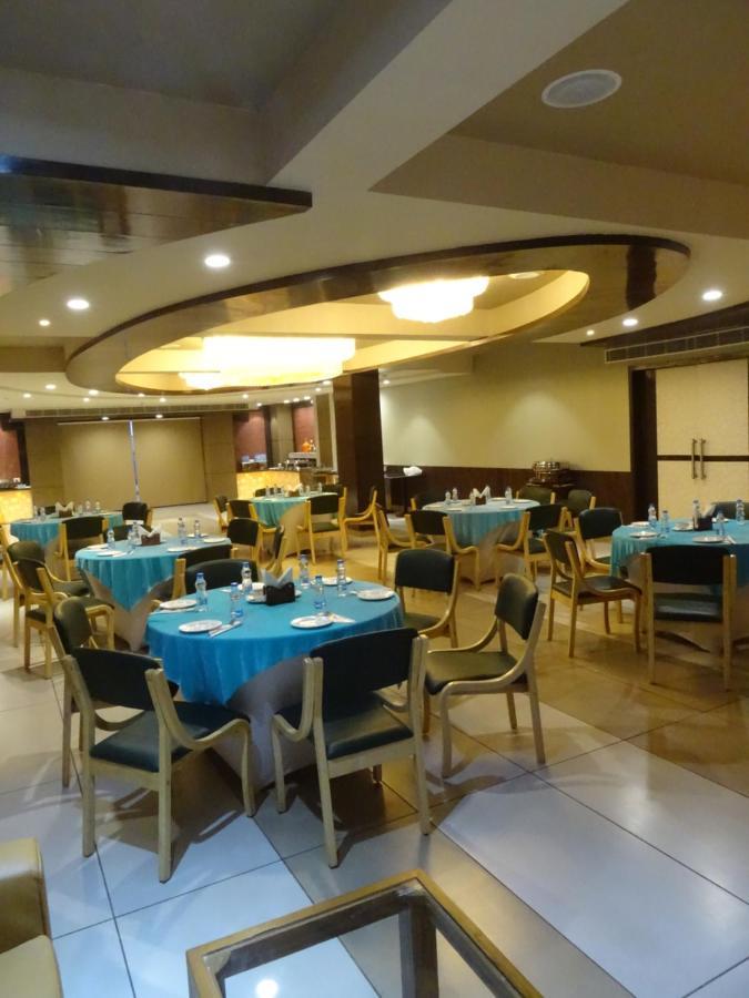 Shahjahanpur The Grand Arc Hotel & Convention Centre מראה חיצוני תמונה